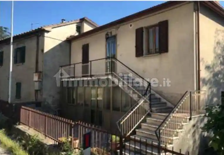 Casa indipendente in vendita a Castiglion Fiorentino