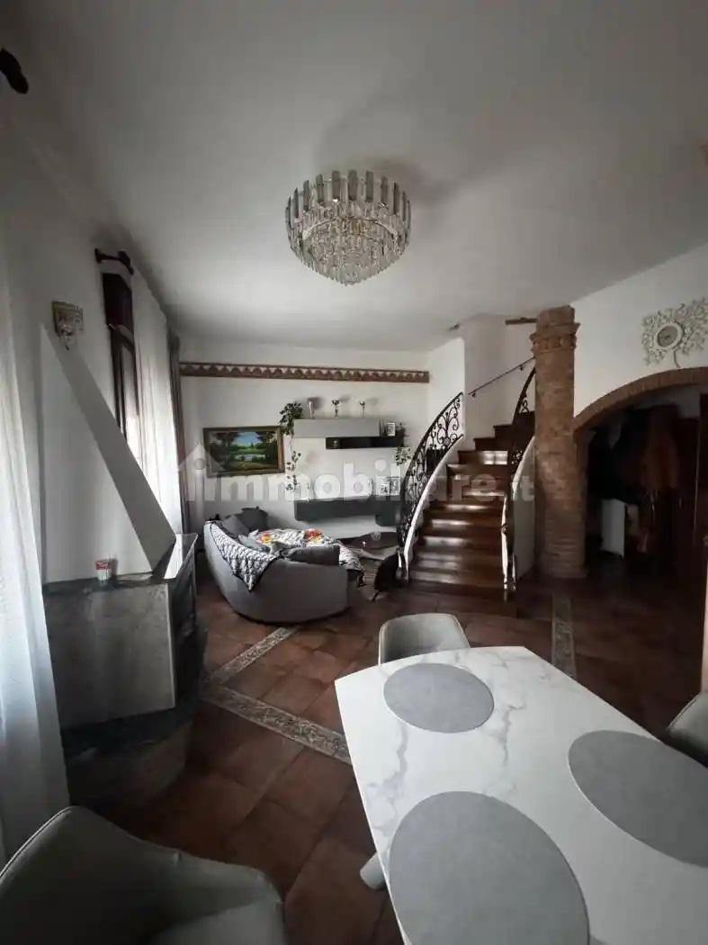 Appartamento in affitto a Ferrara