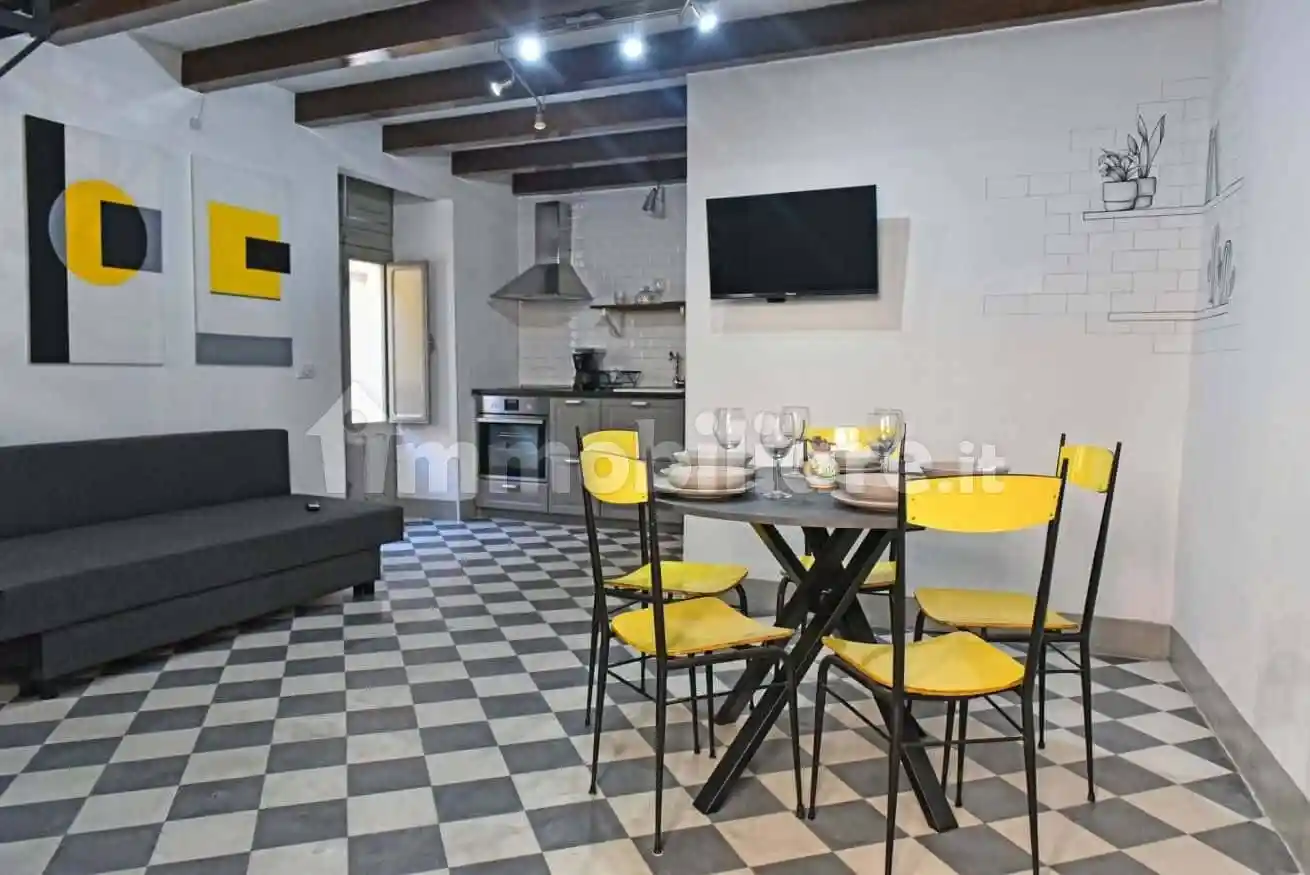 Appartamento in affitto a Noto