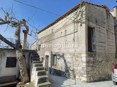Villa in vendita a Isernia