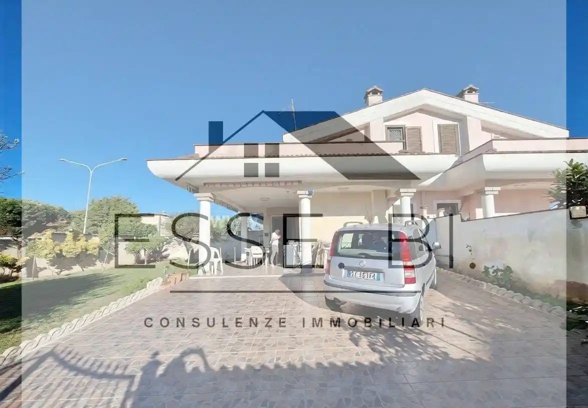 Villa in vendita a Ardea