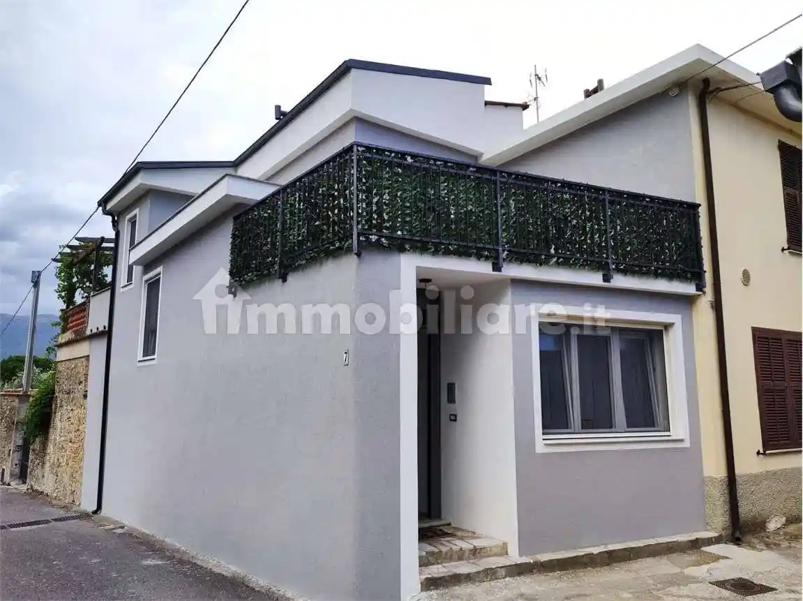 Casa indipendente in vendita a Albenga
