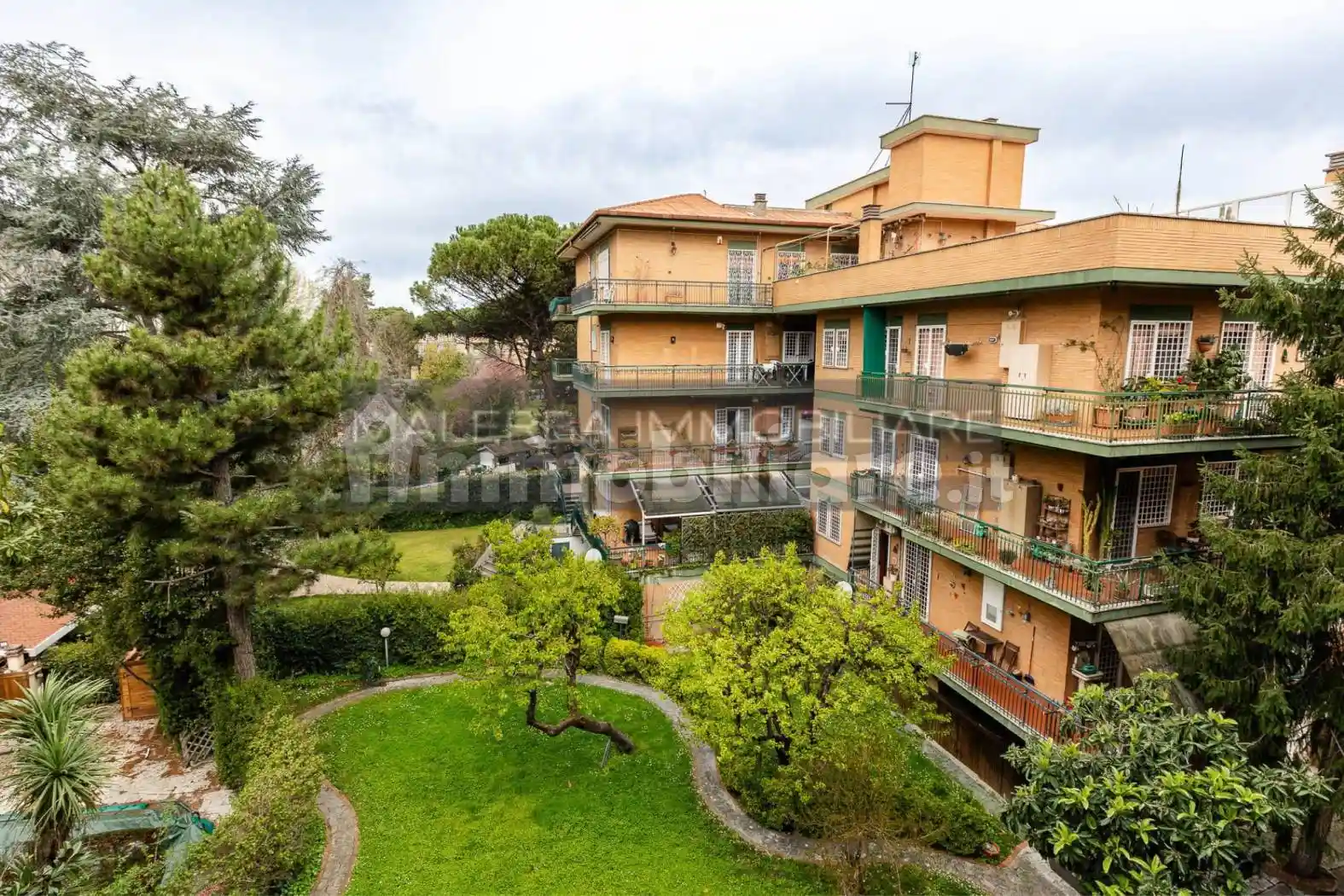 Appartamento in vendita a Roma