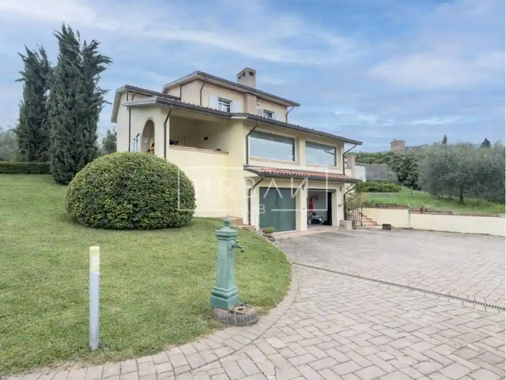Villa in vendita a Castrocaro Terme e Terra del Sole