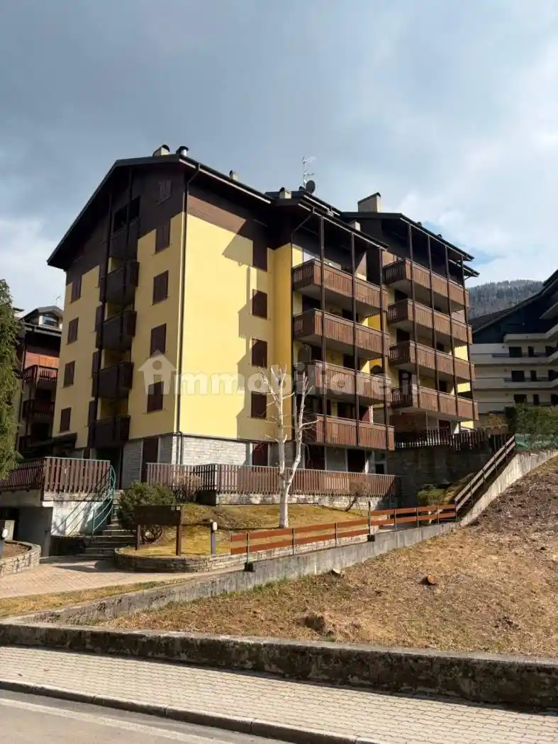Appartamento in affitto a Aprica