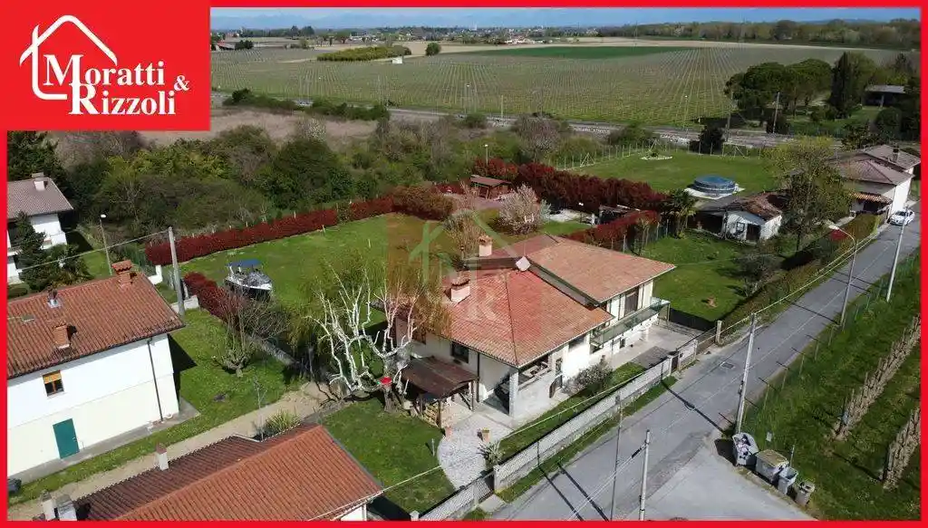 Casa indipendente in vendita a Fiumicello Villa Vicentina