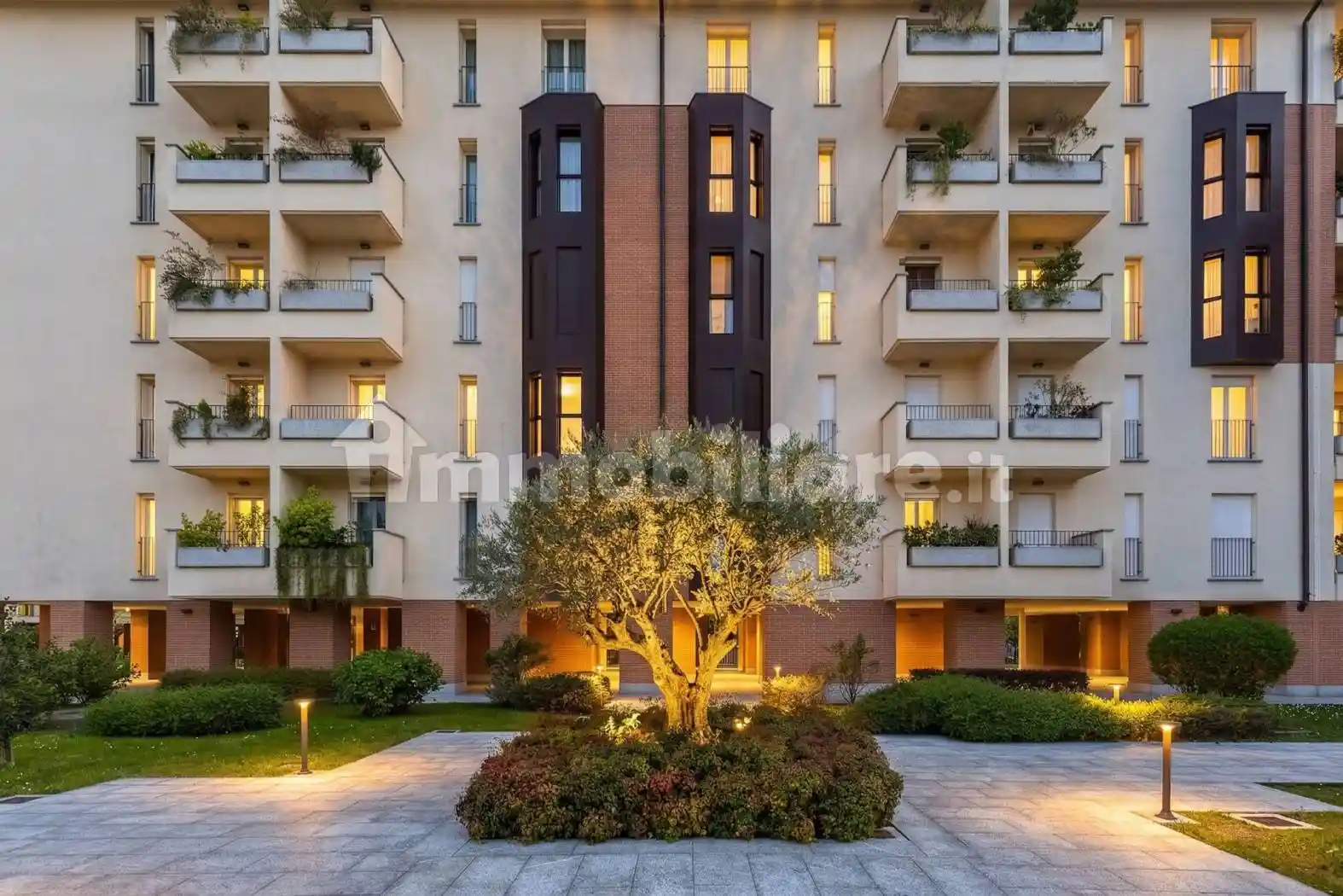 Appartamento in vendita a Monza