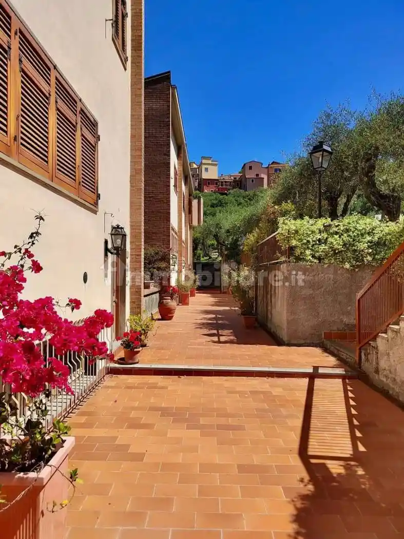 Appartamento in vendita a Lerici