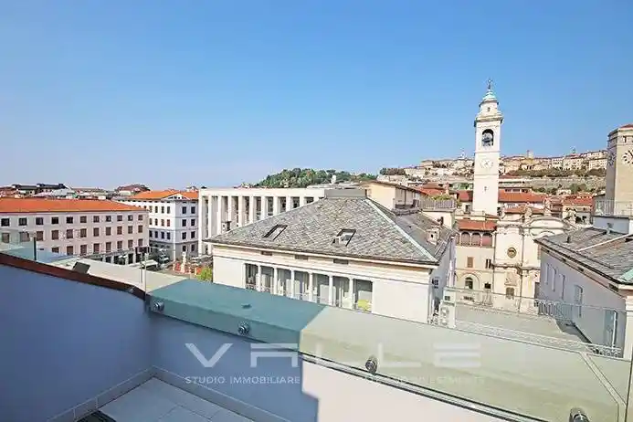 Attico - Mansarda in affitto a Bergamo