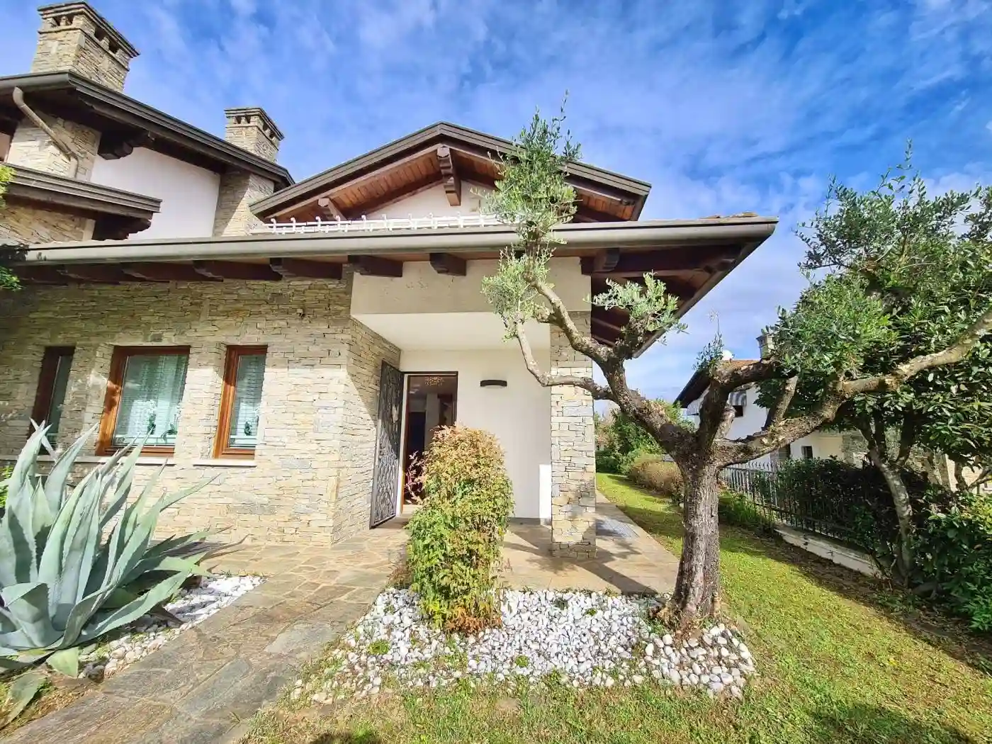 Villa - foto 3