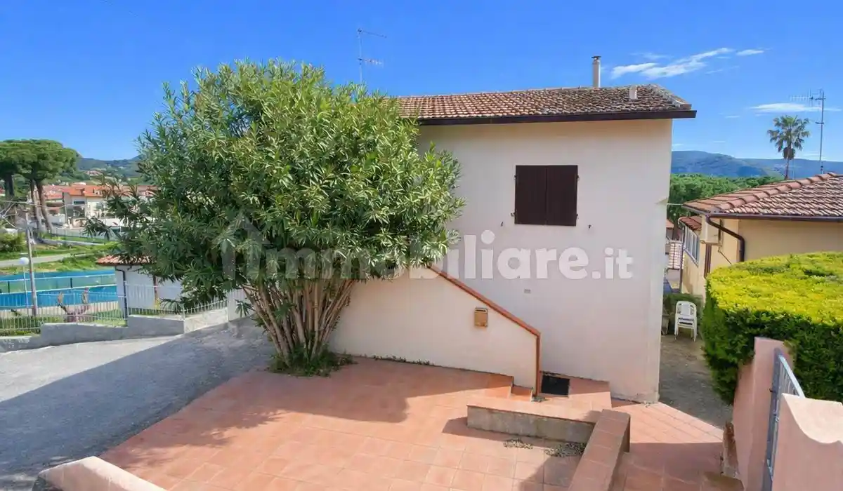Casa indipendente in vendita a Campo nell'Elba