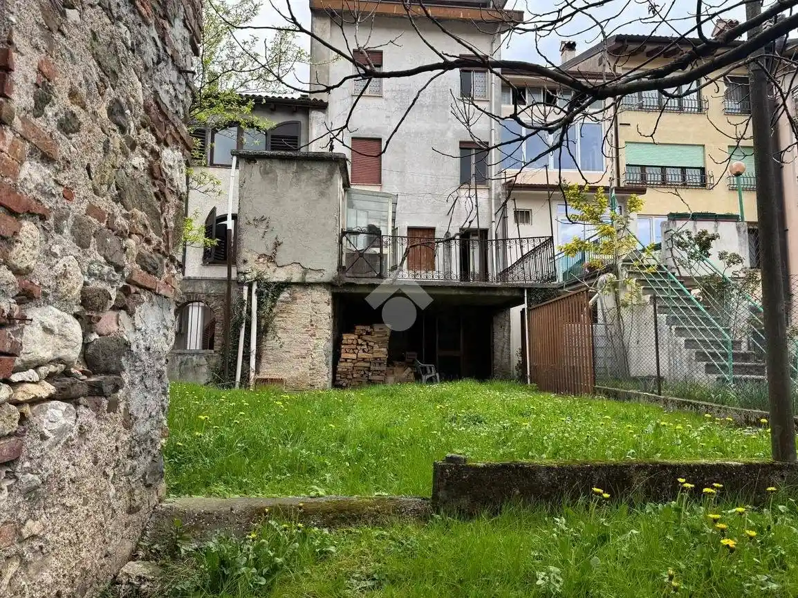 Casa indipendente in vendita a Torrebelvicino