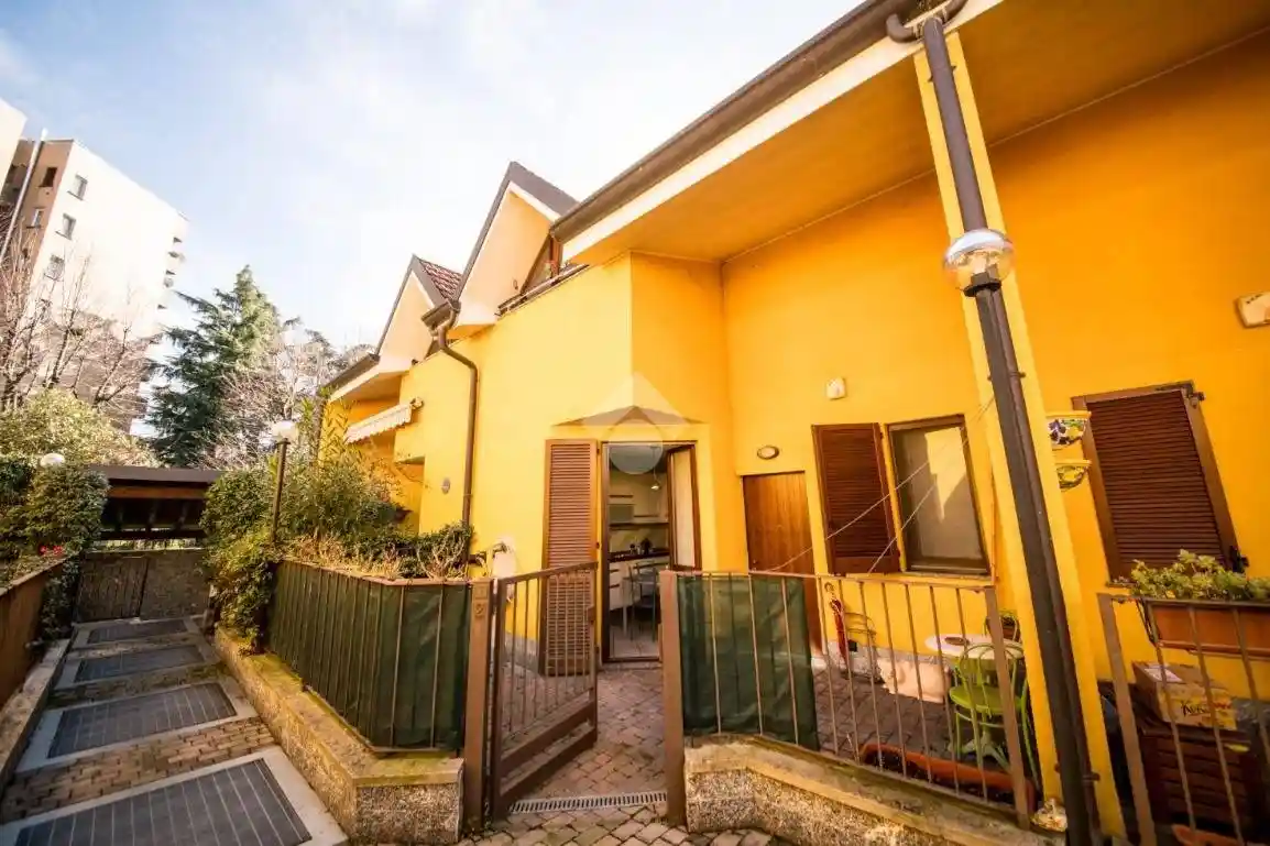 Villetta a schiera in vendita a Milano