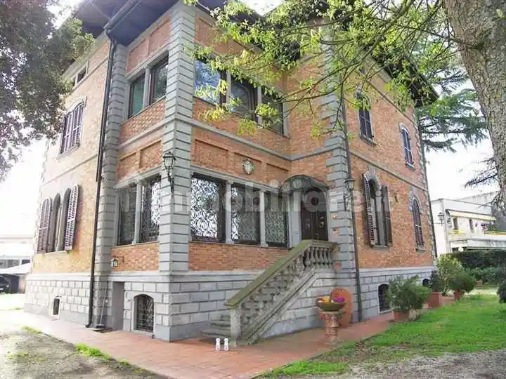 Villa in vendita a Torrita di Siena