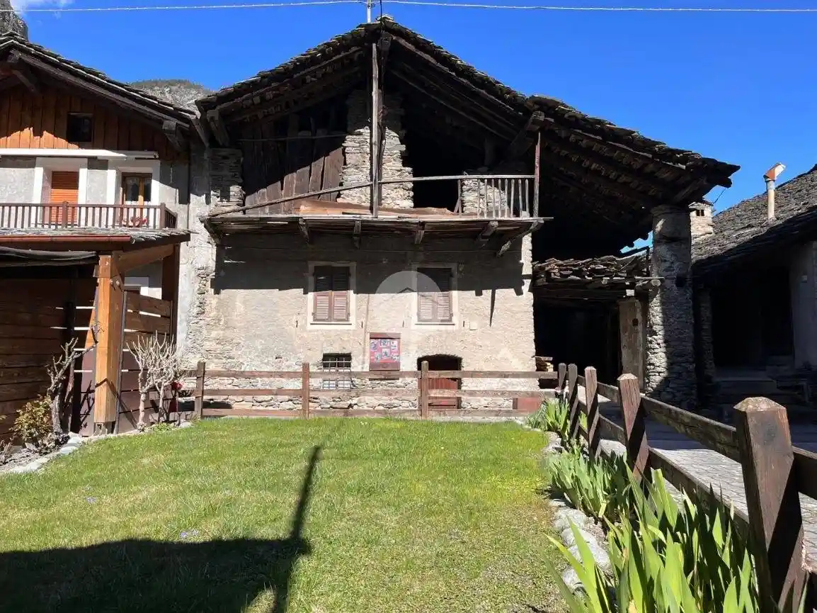 Casa indipendente in vendita a Arvier