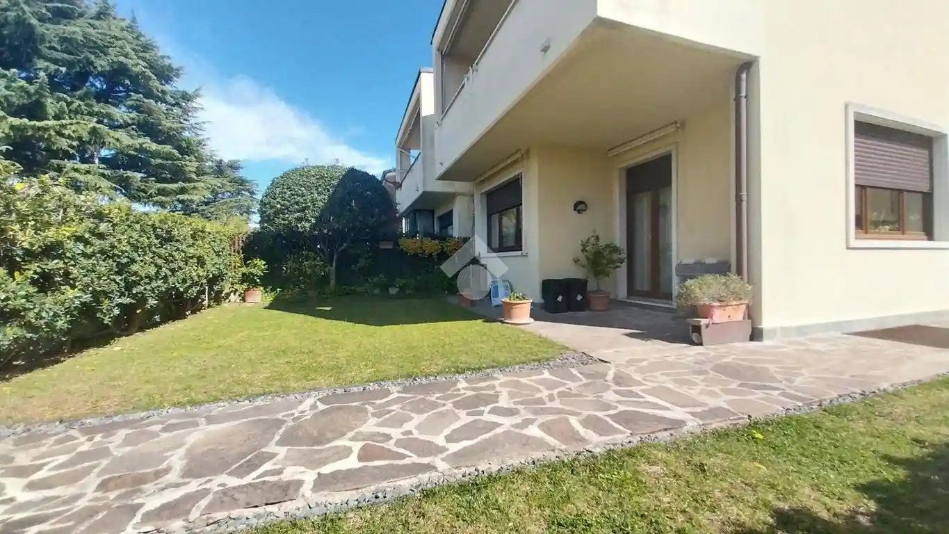 Villa in vendita a Verona