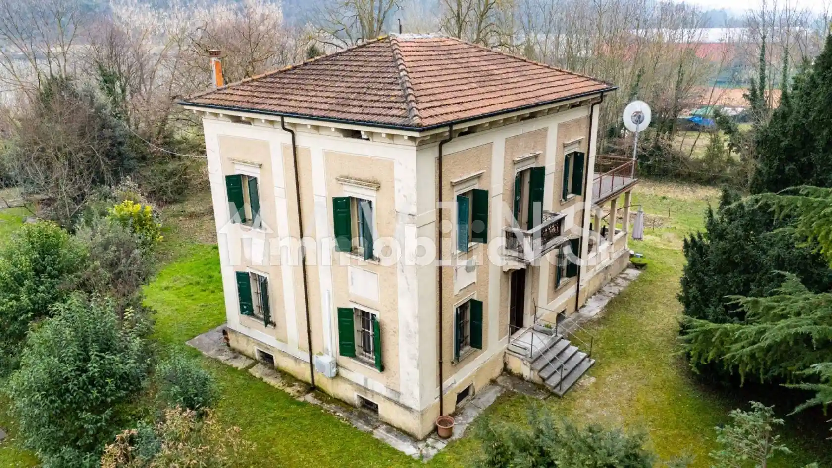Villa in vendita a Verona