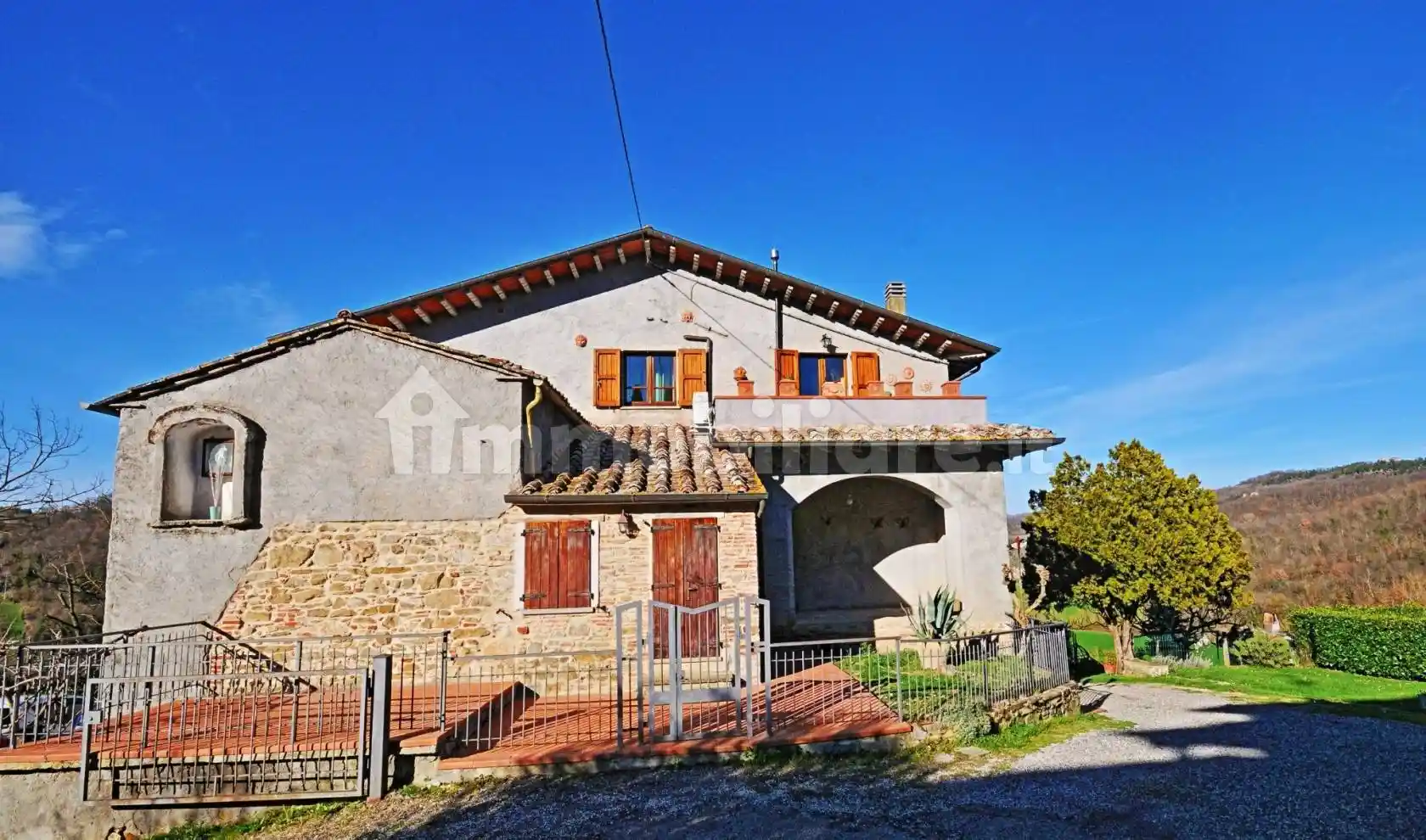 Rustico - Casale in vendita a Monte Santa Maria Tiberina