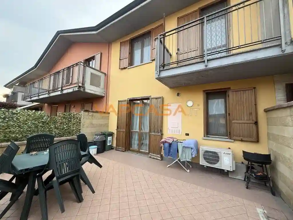 Villetta a schiera - foto 2