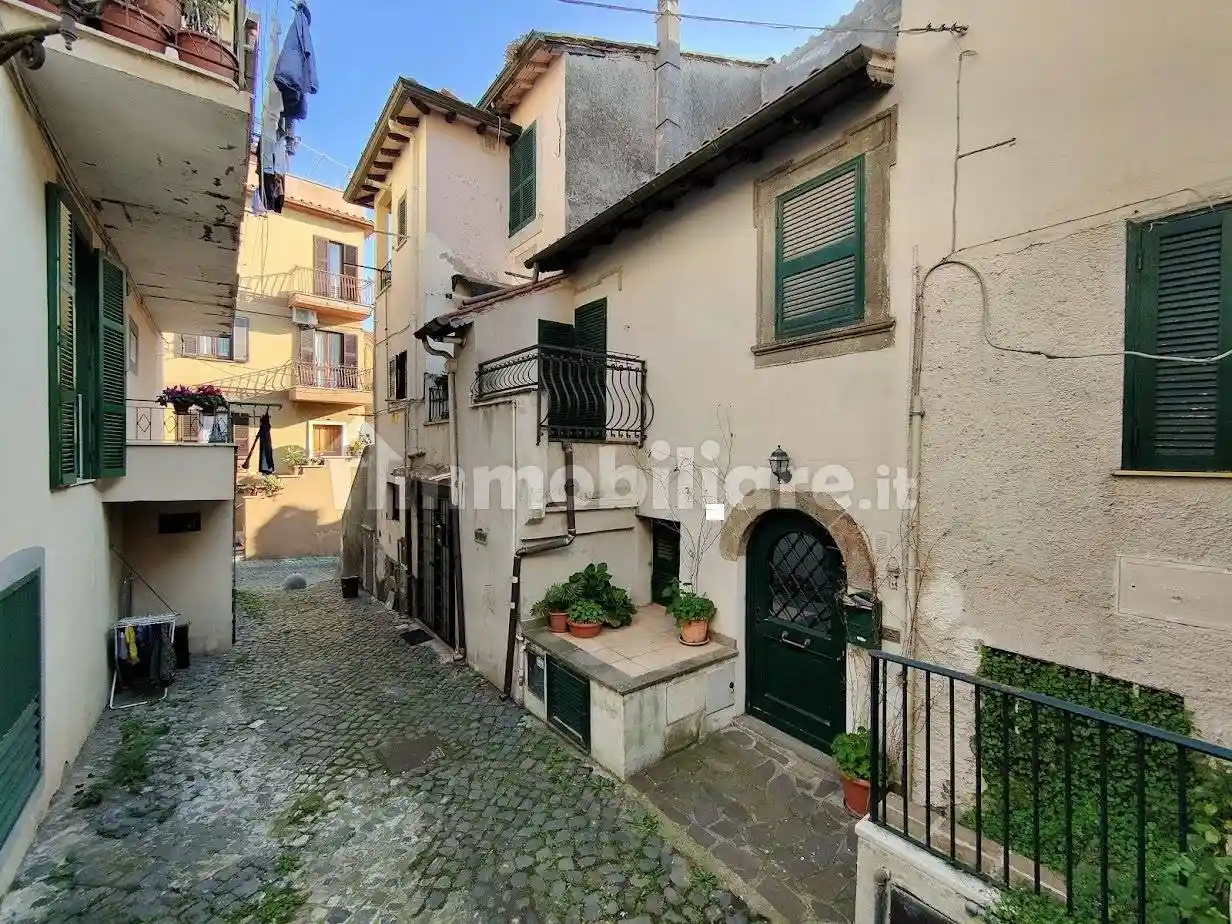 Appartamento in vendita a Ariccia