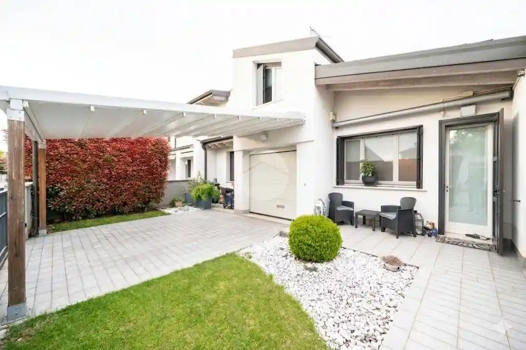 Villetta a schiera in vendita a Curtatone