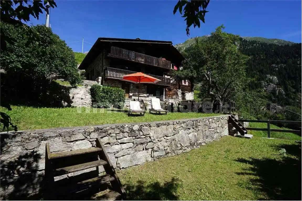 Rustico - Casale in vendita a Macugnaga