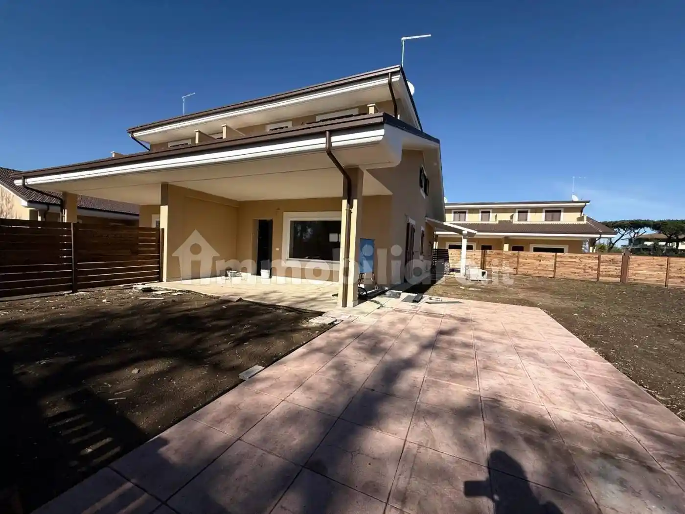 Villa in vendita a Ladispoli