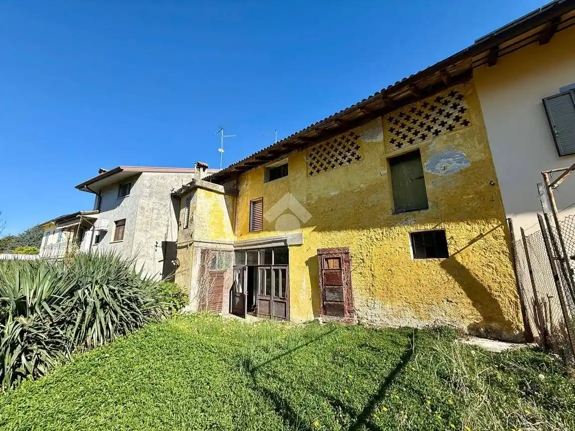 Rustico - Casale in vendita a Basiliano