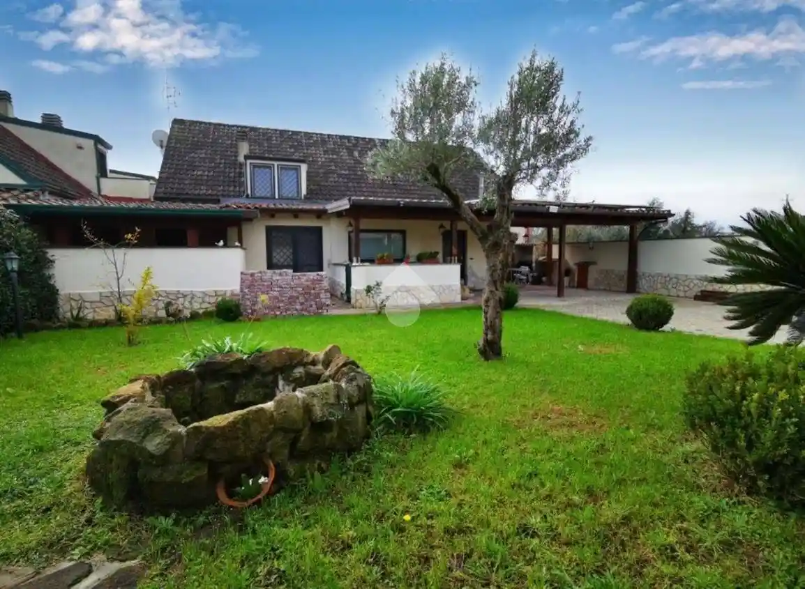 Villa in vendita a Valmontone