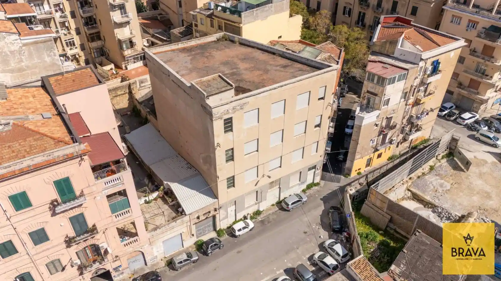 Palazzo - Edificio in vendita a Palermo