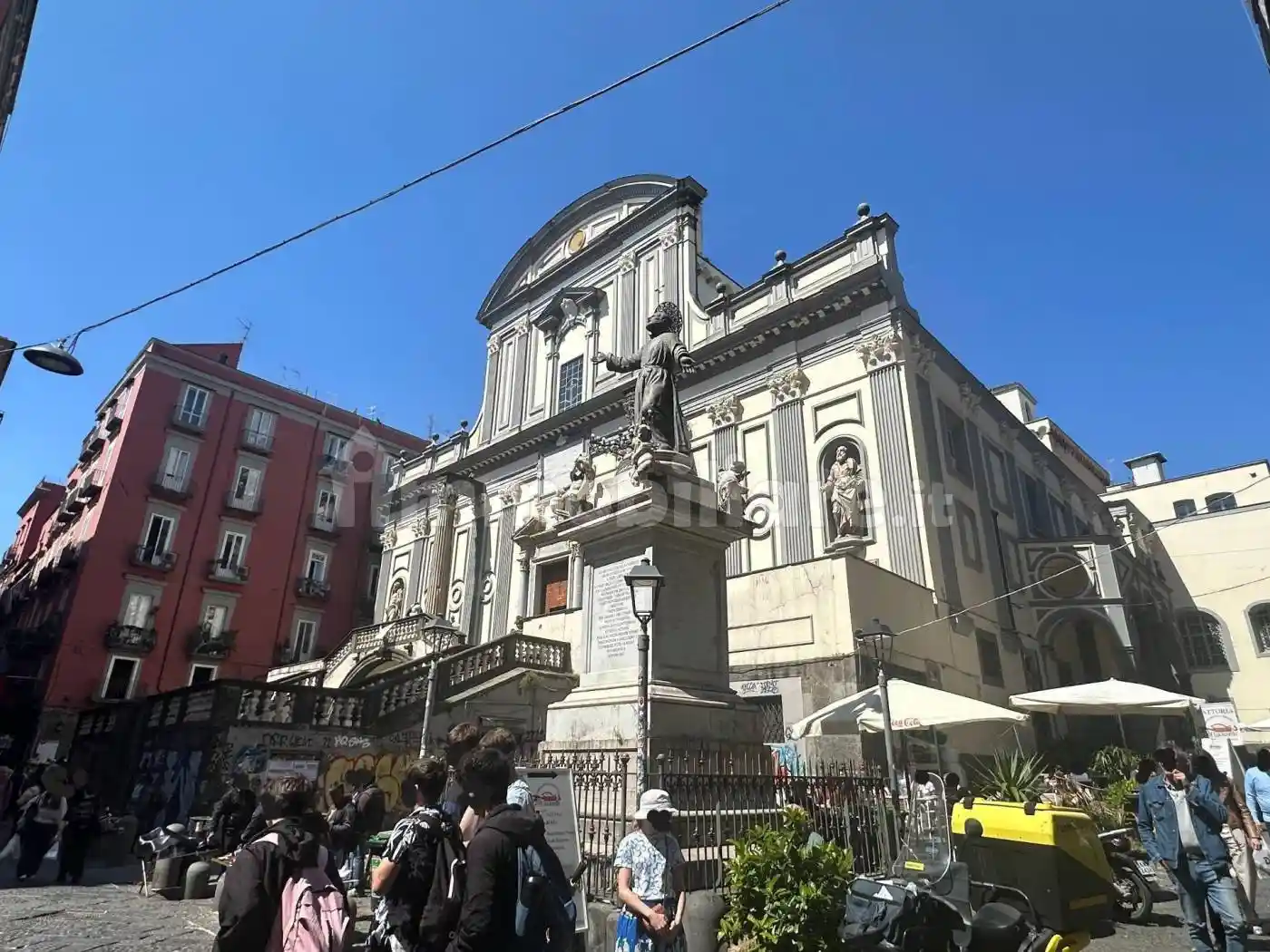 Appartamento in vendita a Napoli