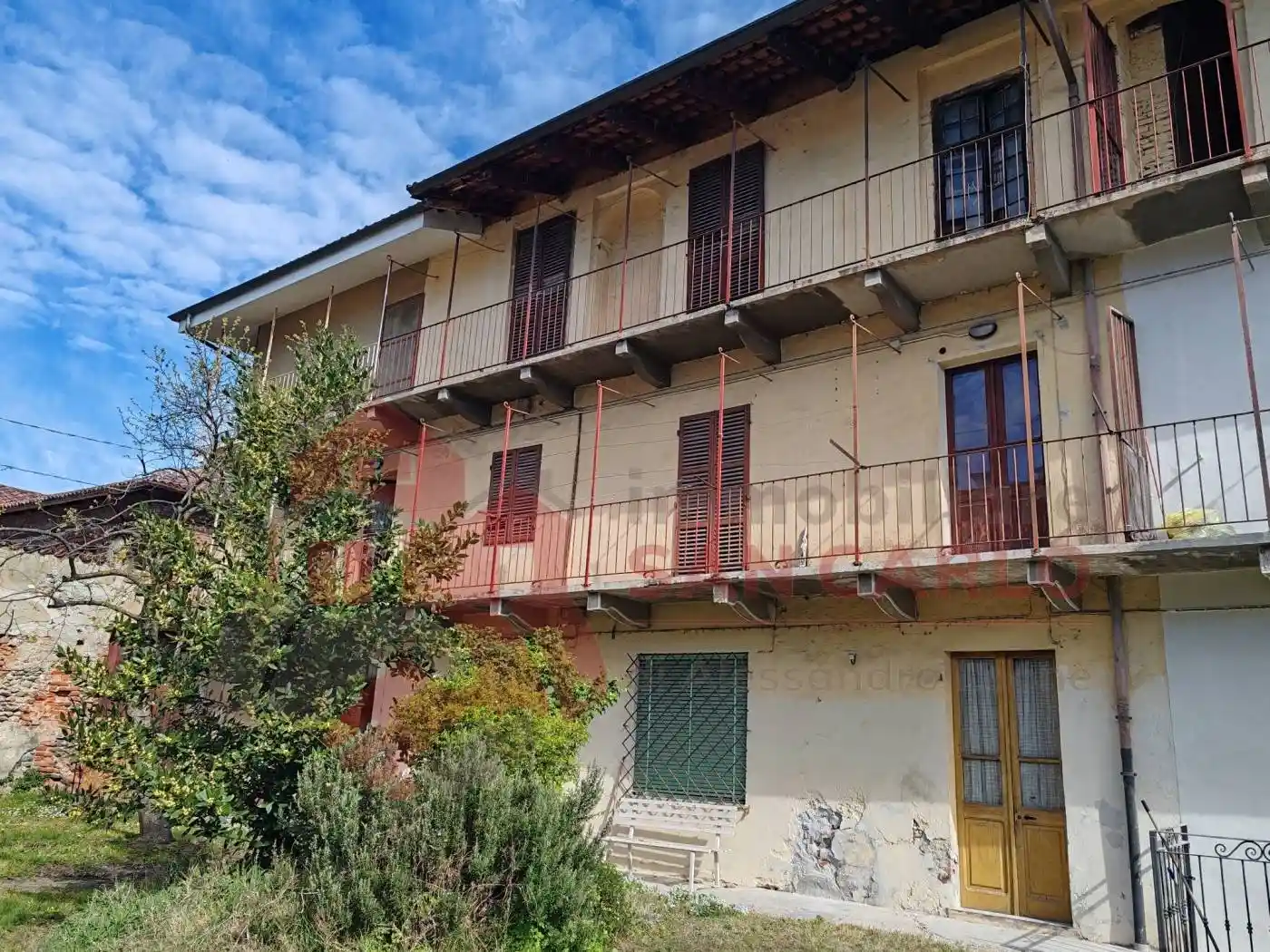 Rustico - Casale in vendita a Nole