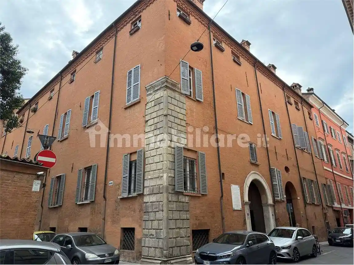 Appartamento in affitto a Modena