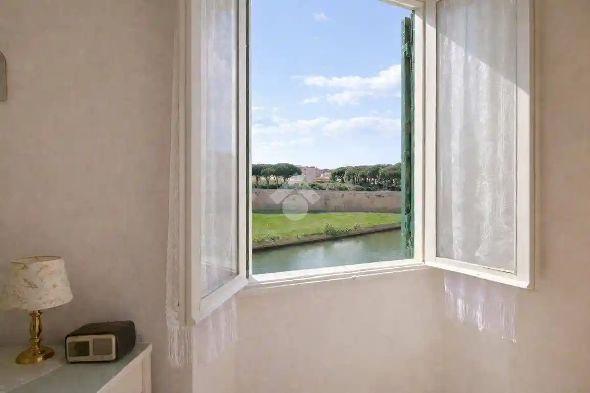 Appartamento in vendita a Livorno