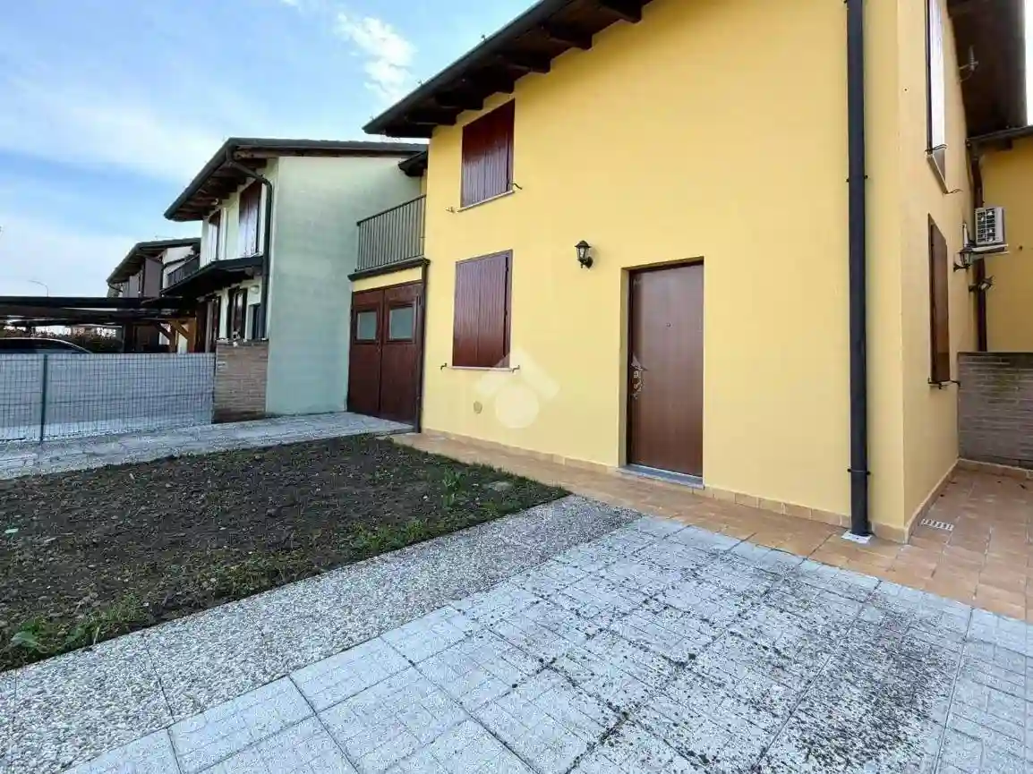 Villetta a schiera - foto 2