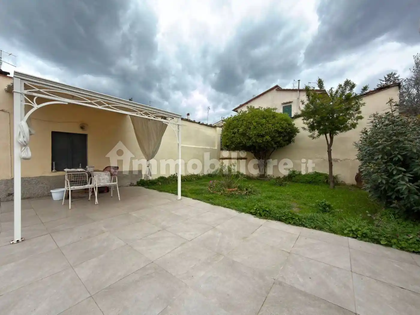 Casa indipendente in vendita a Firenze