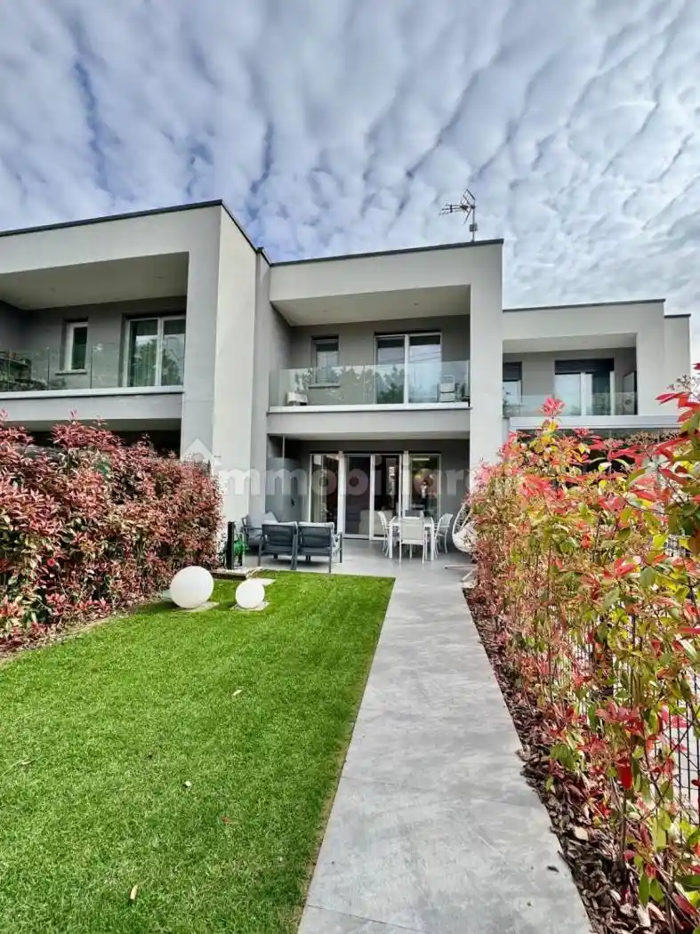 Villetta a schiera in vendita a Desio