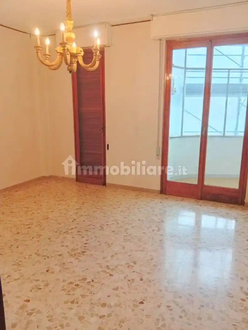 Appartamento in vendita a Savona