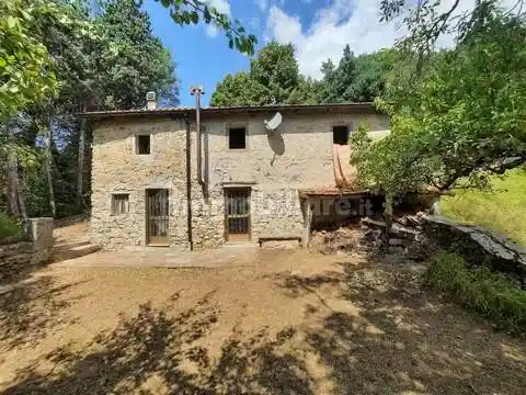 Villa in vendita a Fivizzano