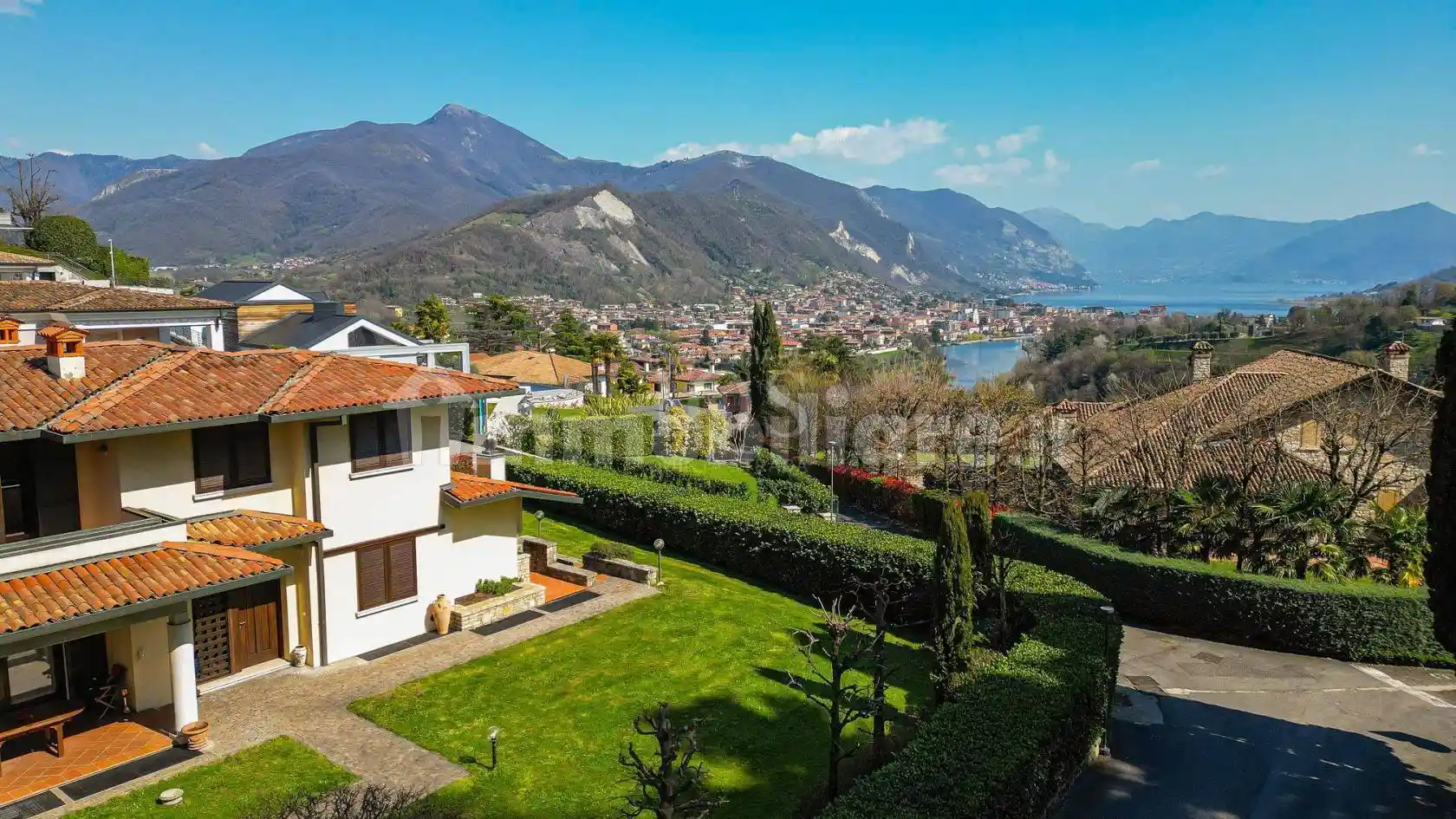 Villa in vendita a Villongo