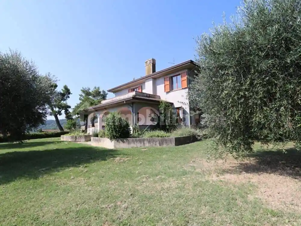 Rustico - Casale in vendita a Pesaro