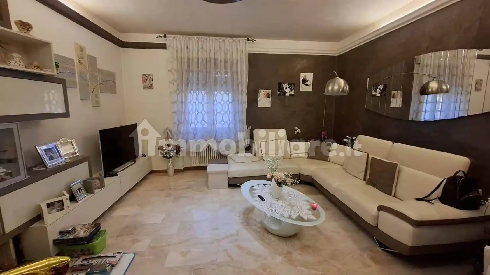 Appartamento in vendita a Piacenza