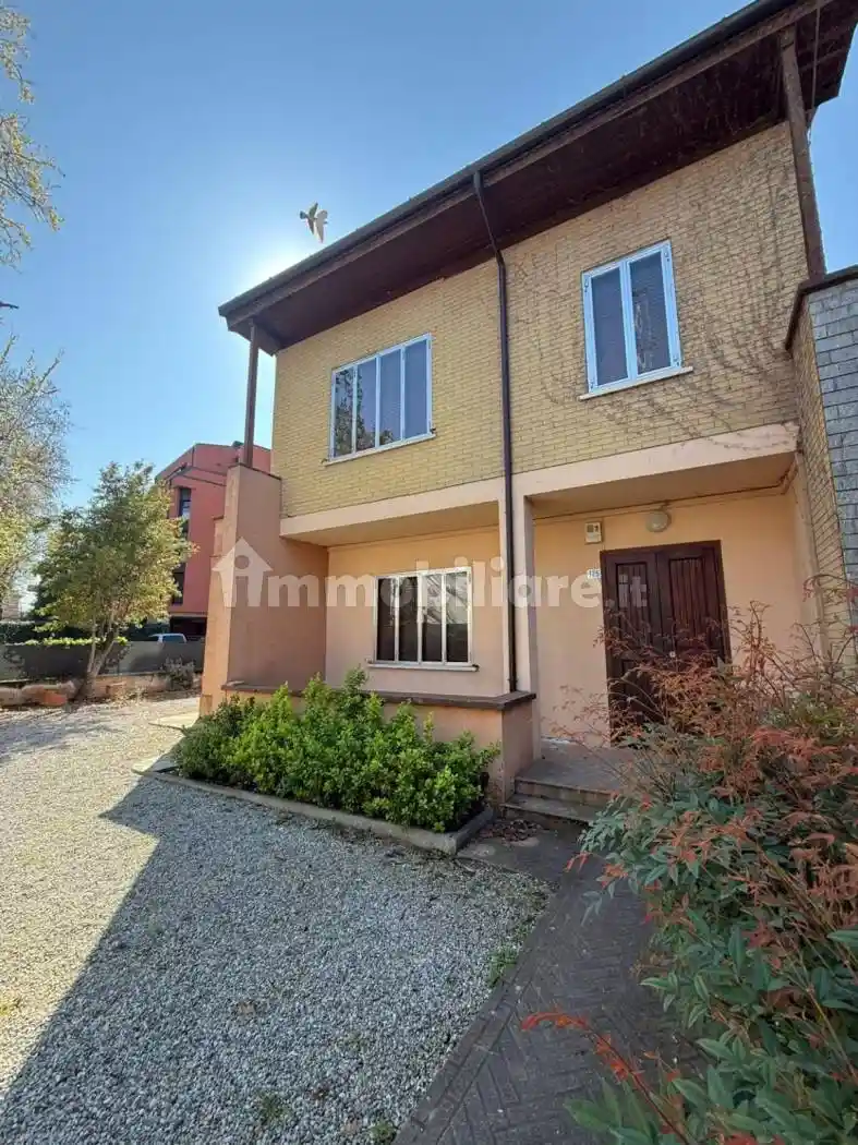 Villa in vendita a Modena