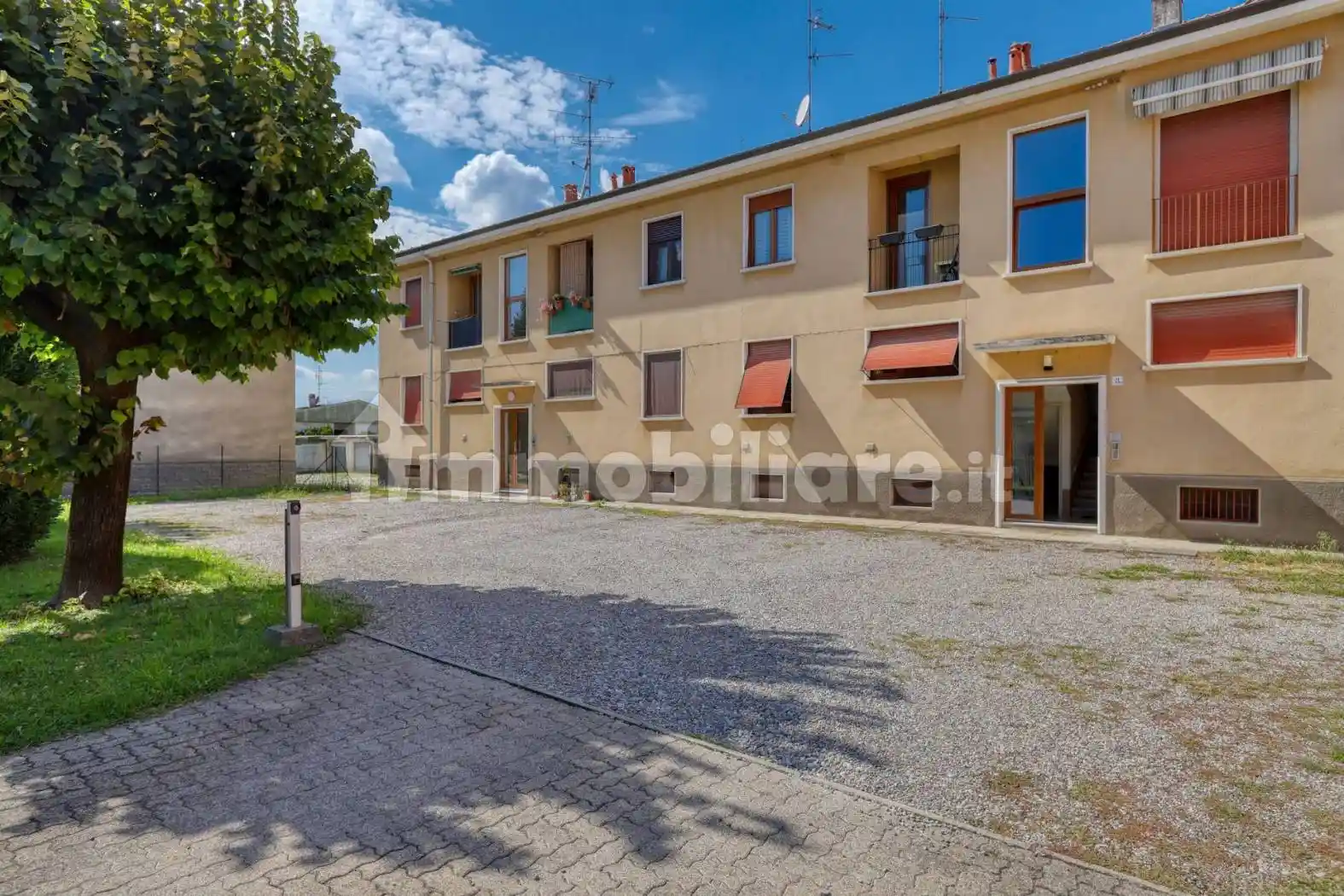 Appartamento in vendita a Carnago