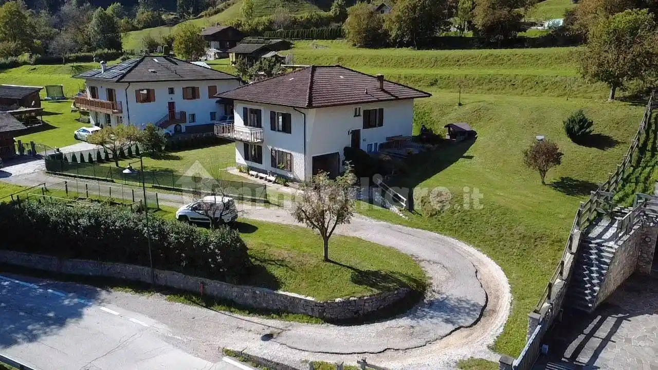 Villa in vendita a Ledro