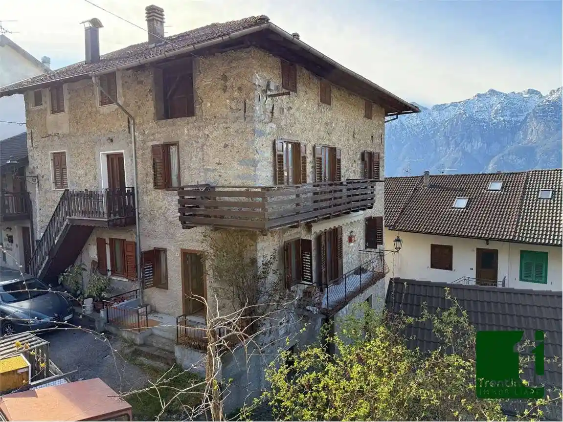 Casa indipendente in vendita a Samone