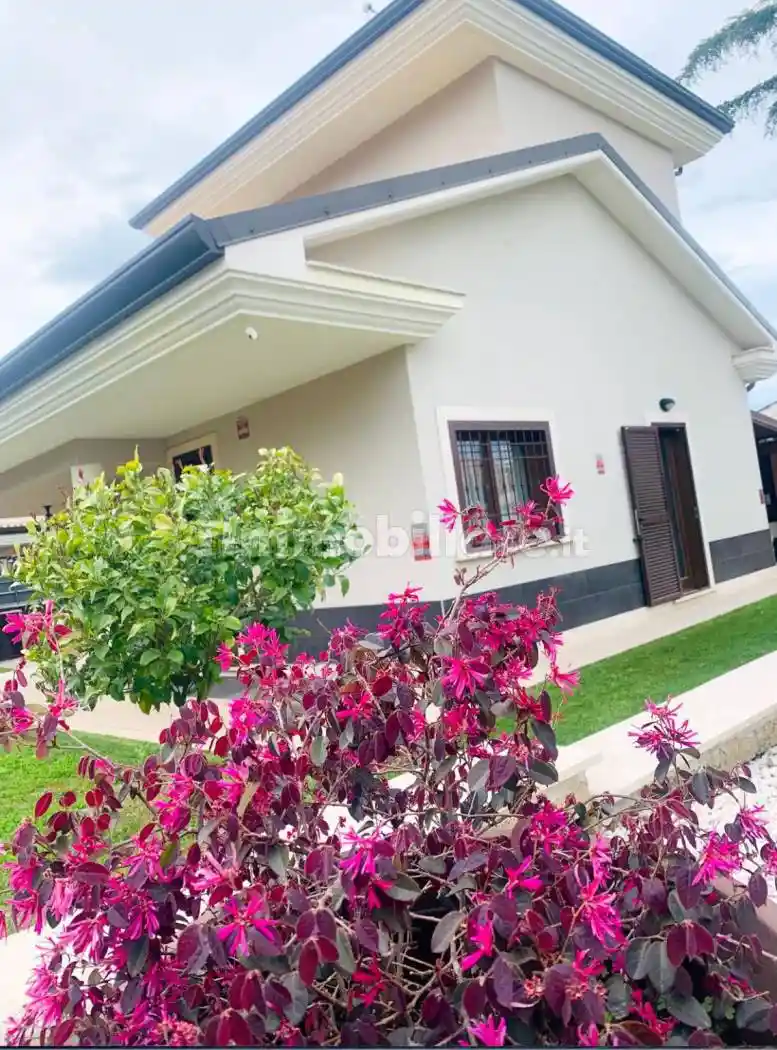 Villa in vendita a Frascati