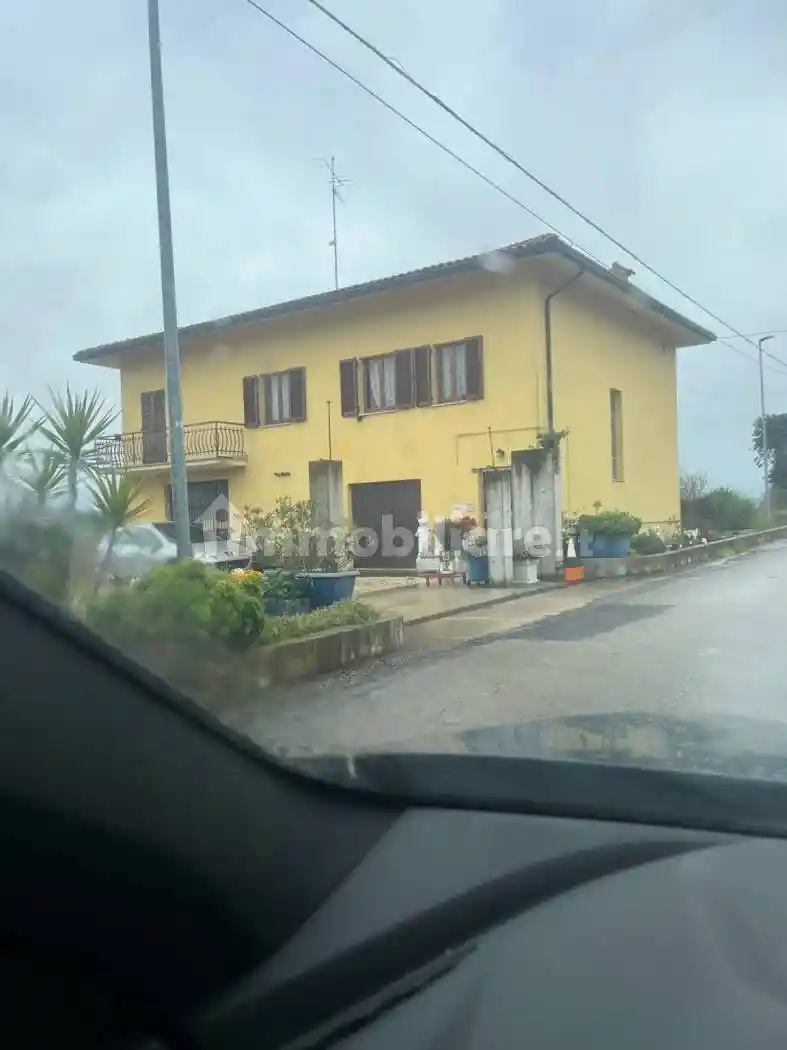 Rustico - Casale in vendita a Monte Giberto