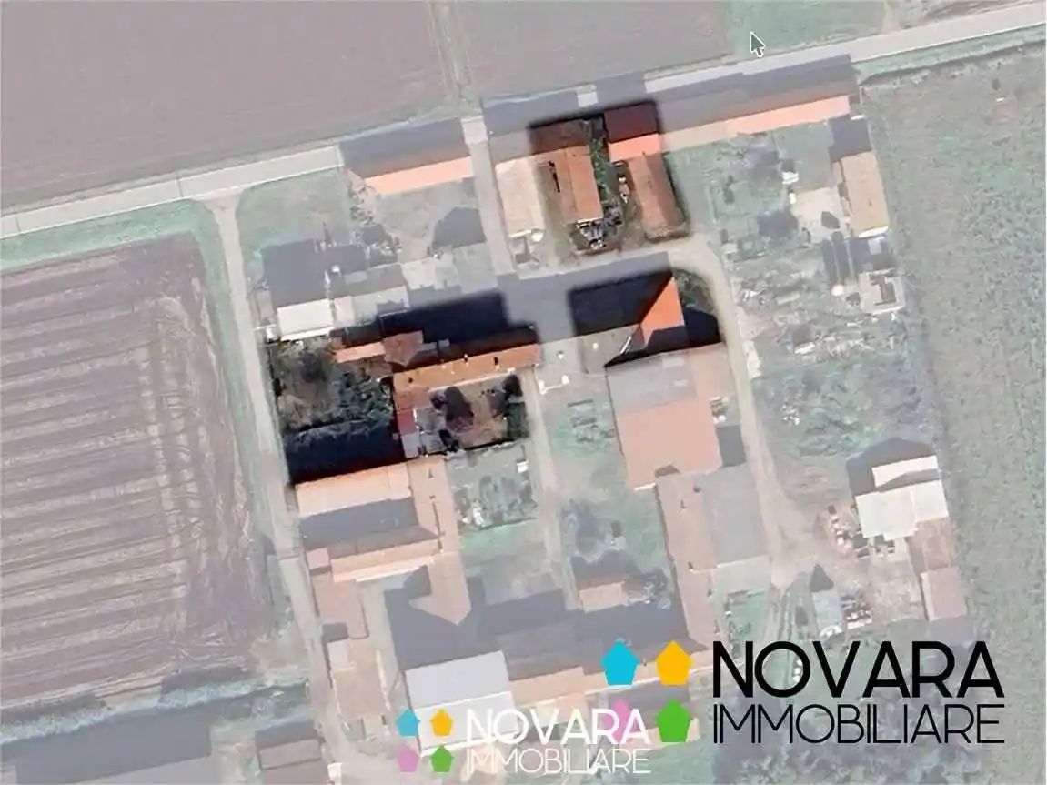 Palazzo - Edificio in vendita a Caltignaga