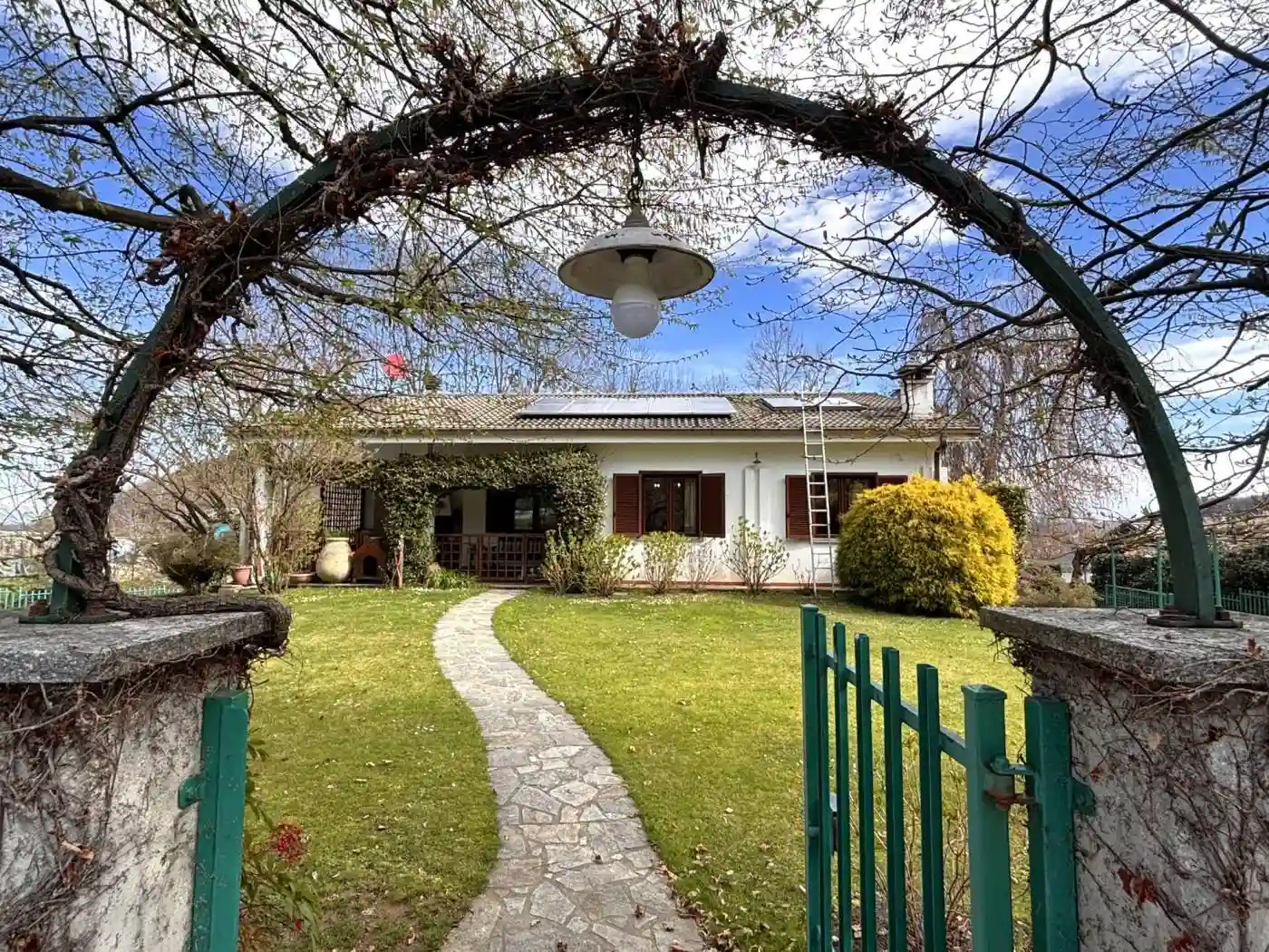 Villa - foto 2